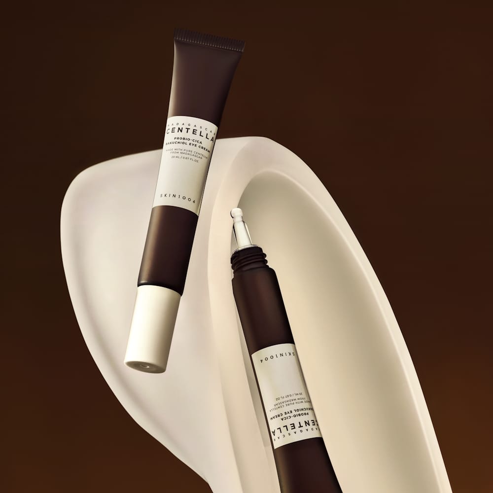 Крем під очі з бакучиолом SKIN1004 Madagascar Centella Probio-Cica Bakuchiol Eye Cream 22