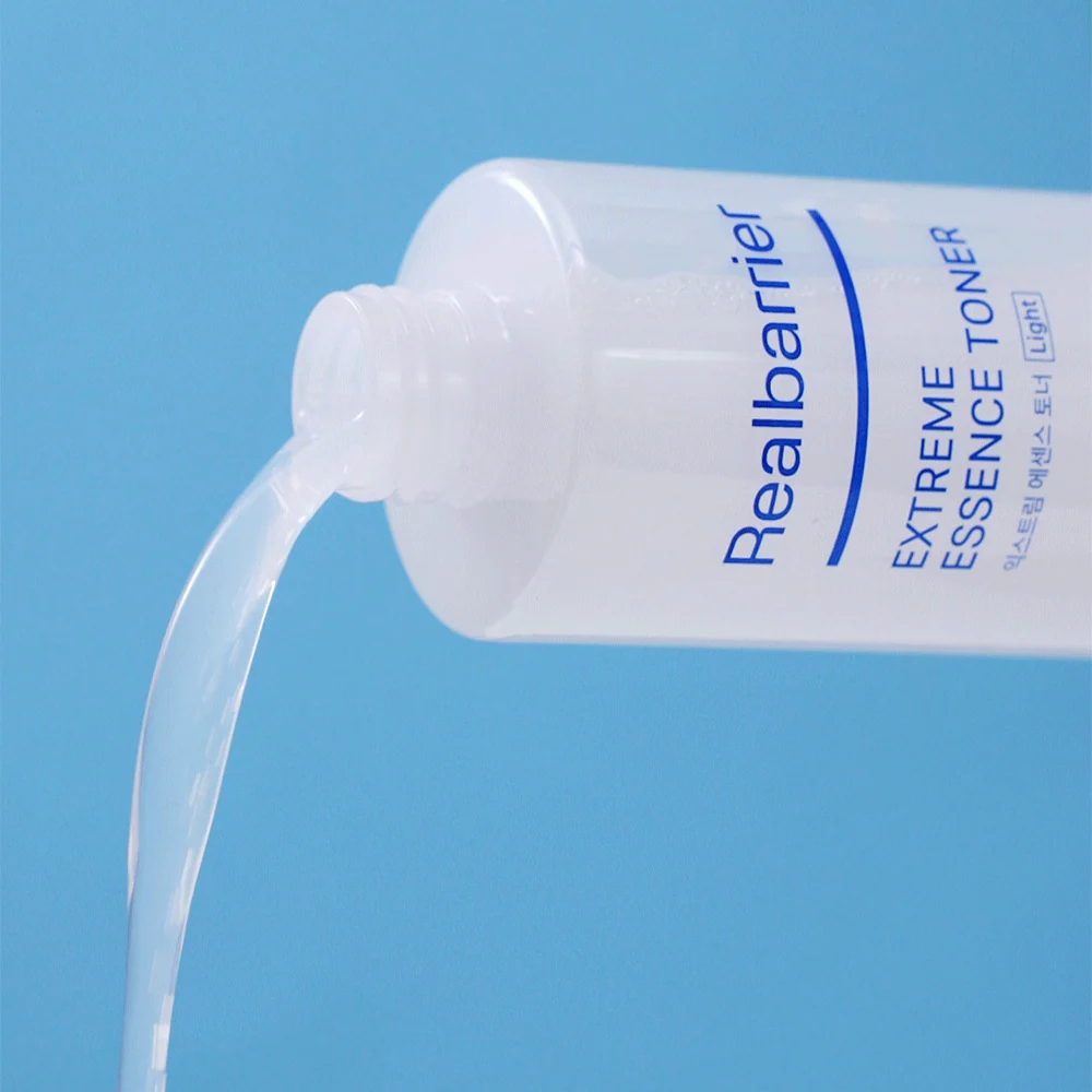 Легкий відновлюючий тонер-есенція з керамідами Real Barrier Extreme Essence Toner Light 1