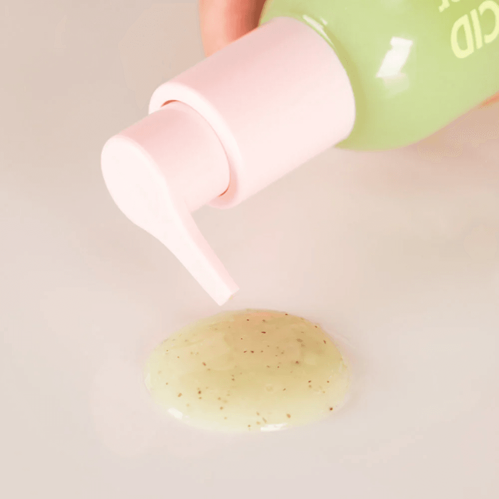 Пінка для вмивання 3-в-1 з екстрактом насіння конопель LALARECIPE Hemp Seed Mild Cica 3in1 Cleanser 1
