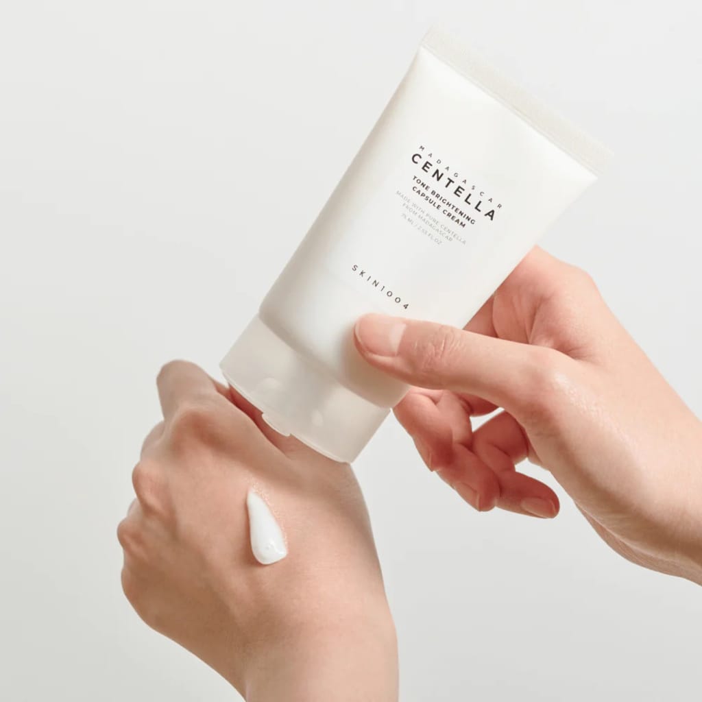 Освітлювальний крем для обличчя SKIN1004 Madagascar Centella Tone Brightening Capsule Cream 3