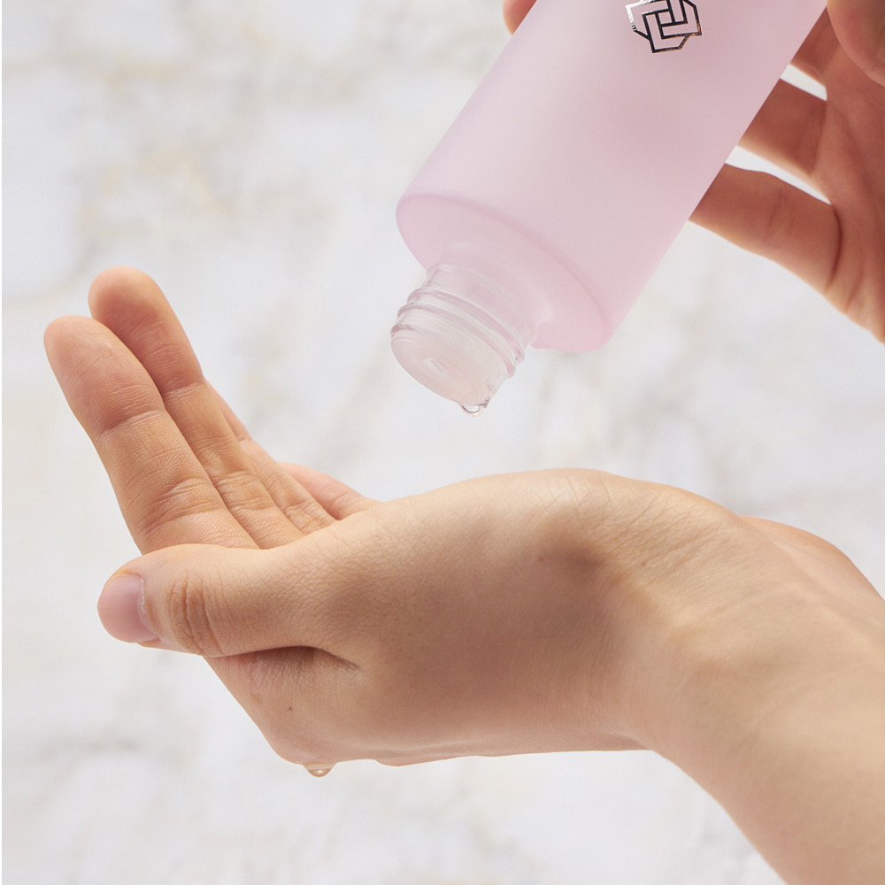 Заспокійлива есенція для чутливої шкіри TERRAZEN Blemish Relax Treatment Essence 1